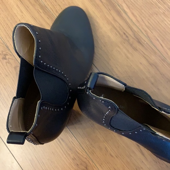 💕HP💕Saks Fifth Avenue black leather studded boots - Picture 12 of 16